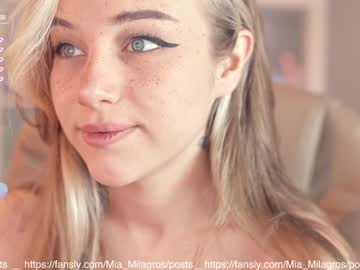 Cam stars girl mia_milagros image #2315527