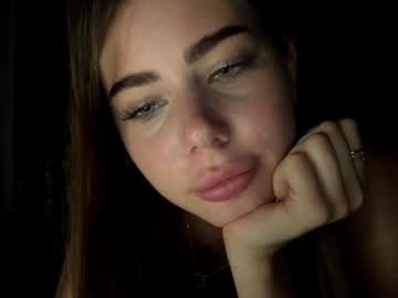 fewqueen cam stars