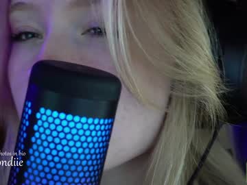 Cam stars girl bestblondiiecb image #3824362