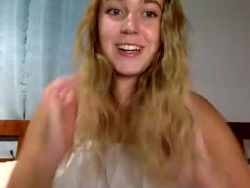 Cam stars girl winterbunny69 image #6424555