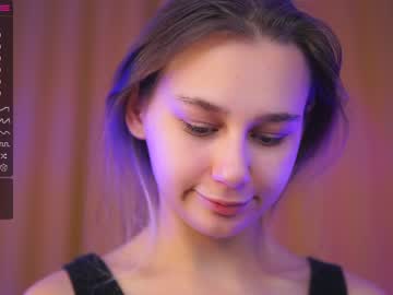 Cam stars girl dainty_bit image #2774189