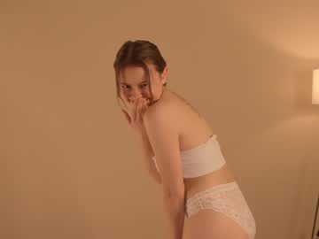 Cam stars girl winniewest_ image #4260508