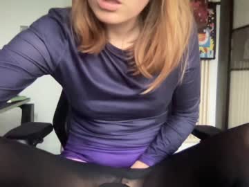 Cam stars girl eatmypie69 image #6524780