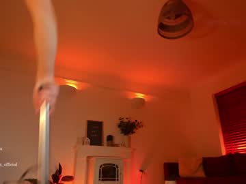 Cam stars girl emily_fox_official image #1898286