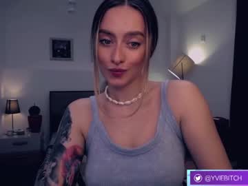 Cam stars girl _yvie_ image #5370892