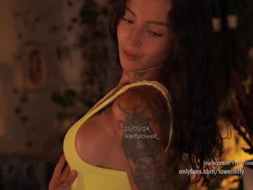 Cam stars girl effylowell_ image #6619511