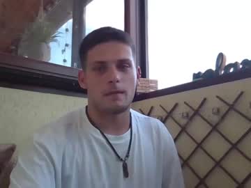 Cam stars man roberto_twink1 image #4667923