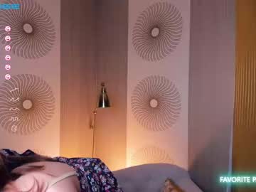 Cam stars girl happiness_call image #4248429