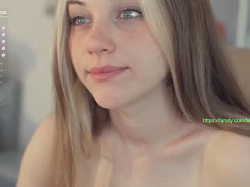 Cam stars girl mia_milagros image #2050342