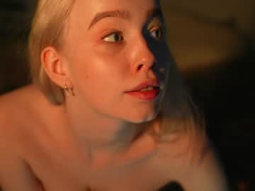 Cam stars girl mother__of__dragons image #5576680