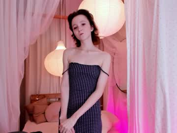 Cam stars girl hailiemills image #3047569