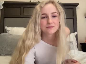 Cam stars girl peachezzs image #3264145