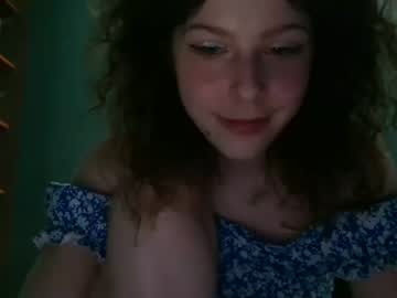 Cam stars girl maeluna33 image #1711892