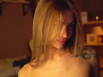 Cam stars girl cuteelsa_ image #5951235