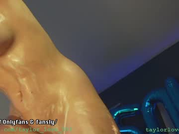 Cam stars girl taylor_love_303 image #6406849