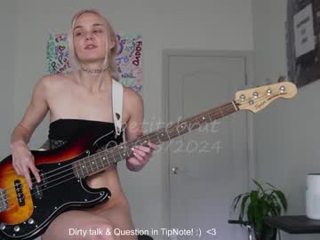 Cam stars girl petitebrat image #6696302