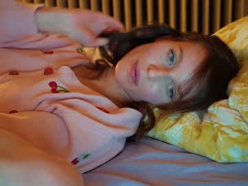 Cam stars girl ellaa91 image #2901676