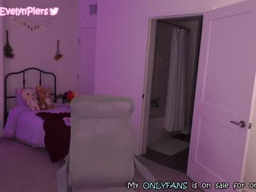 Cam stars girl evelynpiers image #2230451