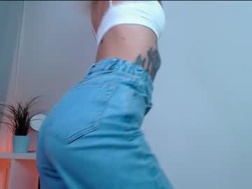 Cam stars girl emmi_rosee image #672751