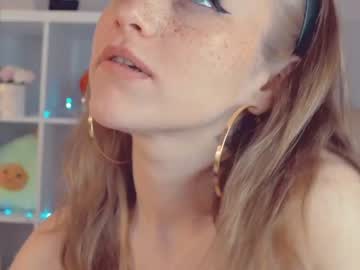 Cam stars girl mia_milagros image #1260770
