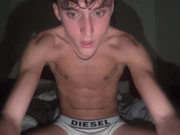 Cam stars man loves_leo image #7030887