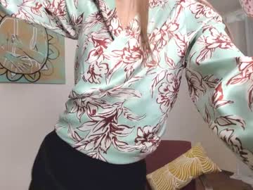 Cam stars girl bush_mia image #514712