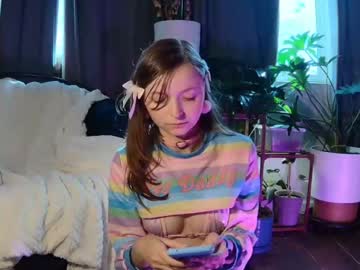 Cam stars girl elenafealy image #5732976