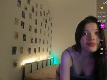 _asian_queen_ cam stars