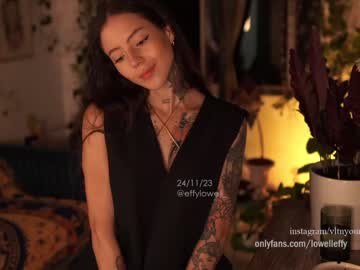 Cam stars girl effylowell_ image #5748739