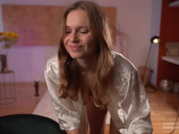 Cam stars girl chillwithkira image #3634186