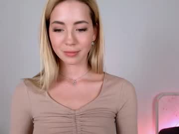 Cam stars girl emmi_rosee image #1429254