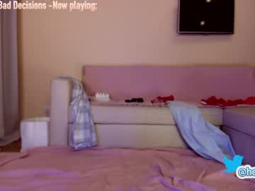 Cam stars girl hollyextra image #2685088