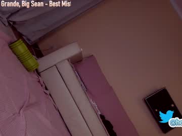 Cam stars girl hollyextra image #2558921