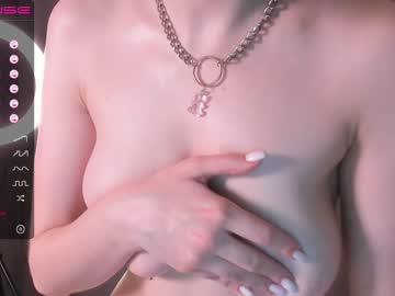 Cam stars girl whitee_angel image #3422506