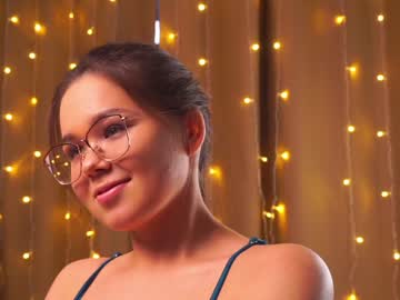 Cam stars girl helenmoors image #4457580