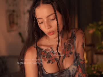 Cam stars girl effylowell_ image #4679934