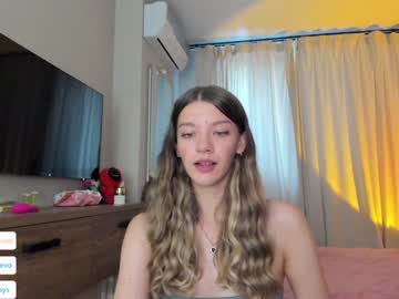 Cam stars girl coyness_geneva image #5320995