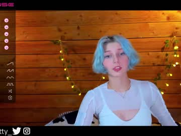 Cam stars girl lit1le_kitty_ image #2752277