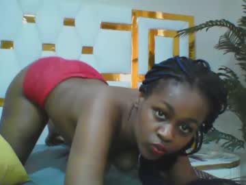 Cam stars girl embermalkia_101 image #5591964