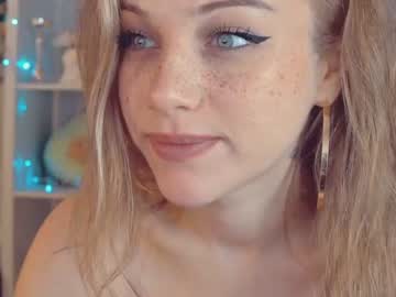 Cam stars girl mia_milagros image #1260084