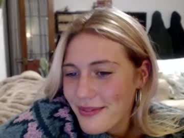 Cam stars girl bambis_honeypot image #1094786