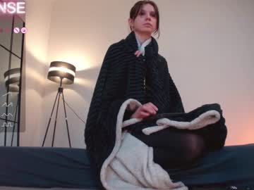 Cam stars girl careful_i_bite image #6149320