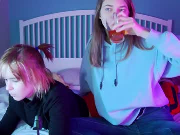 ella_glam cam stars