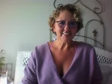 Cam stars girl momnxtdoor image #6989763