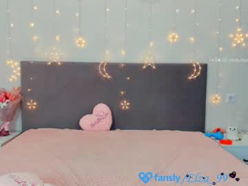Cam stars girl elza_99 image #2643985
