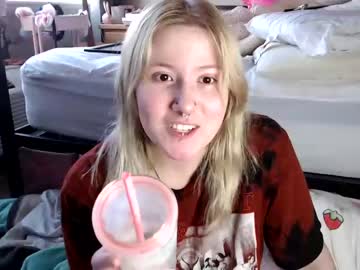 Cam stars girl myymelodyy666 image #3748990