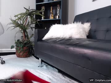 Cam stars girl blonde_riderxxx image #3404503