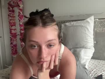 Cam stars girl cassiecash1 image #4404376