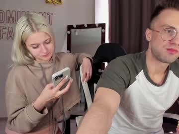 Cam stars couple dominant_family image #1701173