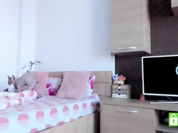 Cam stars girl belovedkhlloe image #5479308
